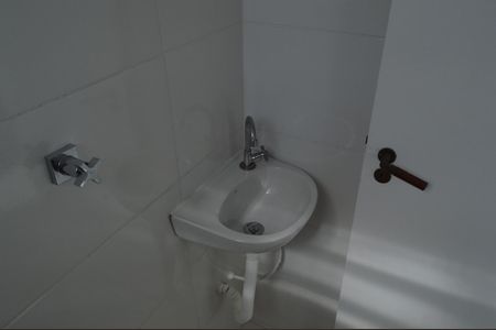 Apartamento para alugar com 75m², 2 quartos e 2 vagasBanheiro de serviço