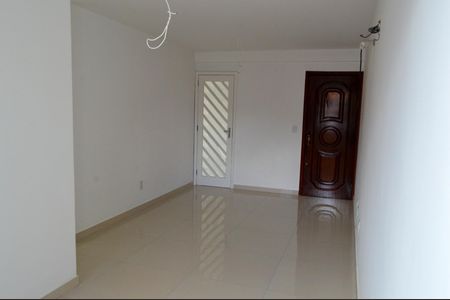 Apartamento para alugar com 75m², 2 quartos e 2 vagasSala