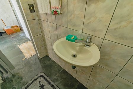 Casa à venda com 175m², 3 quartos e 2 vagasBanheiro de Serviço