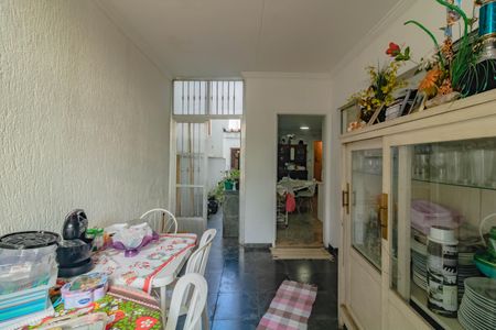 Casa à venda com 175m², 3 quartos e 2 vagasCopa