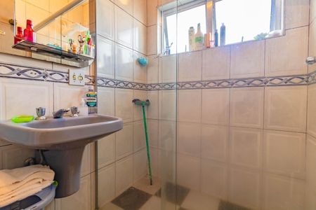 Casa à venda com 175m², 3 quartos e 2 vagasBanheiro 2
