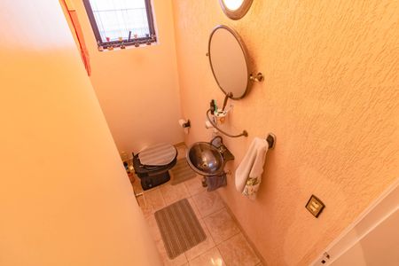 Casa à venda com 175m², 3 quartos e 2 vagasLavabo