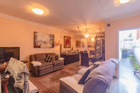 Casa à venda com 175m², 3 quartos e 2 vagasSala