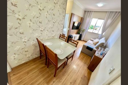 Apartamento à venda com 45m², 2 quartos e 1 vaga Apartamento à venda com 45m², 2 quartos e 1 vagaSala