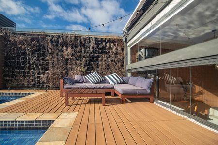 Apartamento à venda com 358m², 3 quartos e 3 vagas Apartamento à venda com 358m², 3 quartos e 3 vagasCobertura - Piscina