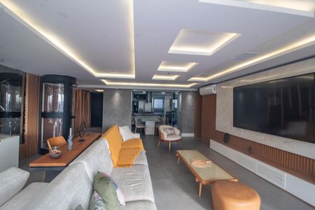 Apartamento à venda com 358m², 3 quartos e 3 vagas Apartamento à venda com 358m², 3 quartos e 3 vagasSala