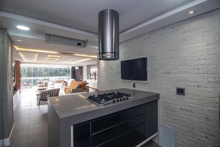 Apartamento à venda com 358m², 3 quartos e 3 vagas Apartamento à venda com 358m², 3 quartos e 3 vagasCozinha