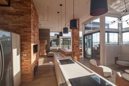 Apartamento à venda com 358m², 3 quartos e 3 vagas Apartamento à venda com 358m², 3 quartos e 3 vagasCobertura