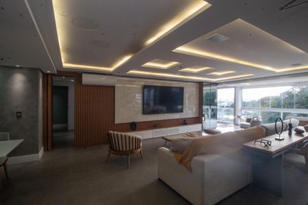 Apartamento à venda com 358m², 3 quartos e 3 vagas Apartamento à venda com 358m², 3 quartos e 3 vagasSala