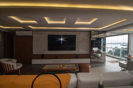 Apartamento à venda com 358m², 3 quartos e 3 vagas Apartamento à venda com 358m², 3 quartos e 3 vagasSala