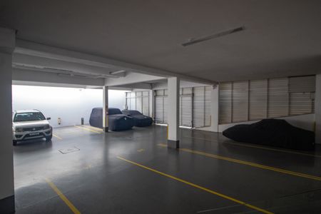 Apartamento à venda com 358m², 3 quartos e 3 vagas Apartamento à venda com 358m², 3 quartos e 3 vagasGaragem