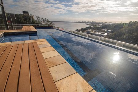 Apartamento à venda com 358m², 3 quartos e 3 vagas Apartamento à venda com 358m², 3 quartos e 3 vagasCobertura - Piscina