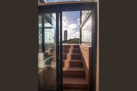 Apartamento à venda com 358m², 3 quartos e 3 vagas Apartamento à venda com 358m², 3 quartos e 3 vagasCobertura