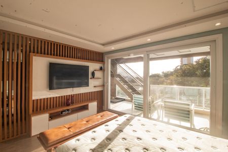 Apartamento à venda com 358m², 3 quartos e 3 vagas Apartamento à venda com 358m², 3 quartos e 3 vagasSuíte 2