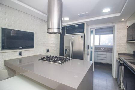 Apartamento à venda com 358m², 3 quartos e 3 vagas Apartamento à venda com 358m², 3 quartos e 3 vagasCozinha