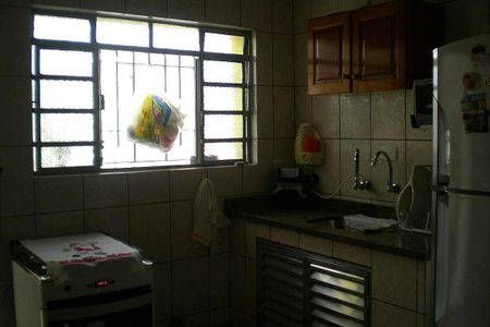 Casa à venda com 226m², 3 quartos e 2 vagas