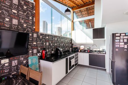 Apartamento à venda com 104m², 2 quartos e 1 vaga Apartamento à venda com 104m², 2 quartos e 1 vagaCozinha