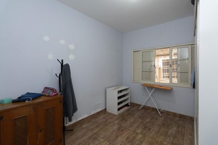 Casa à venda com 250m², 3 quartos e 5 vagas Casa à venda com 250m², 3 quartos e 5 vagasQuarto 2