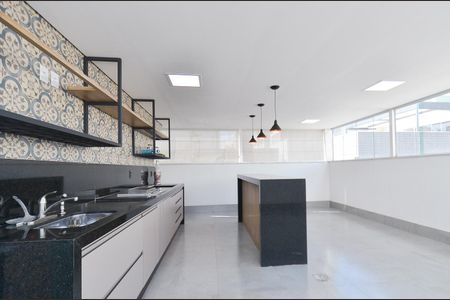 Apartamento à venda com 170m², 3 quartos e 2 vagas Apartamento à venda com 170m², 3 quartos e 2 vagasÁrea Gourmet