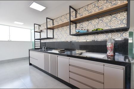 Apartamento à venda com 170m², 3 quartos e 2 vagas Apartamento à venda com 170m², 3 quartos e 2 vagasÁrea Gourmet