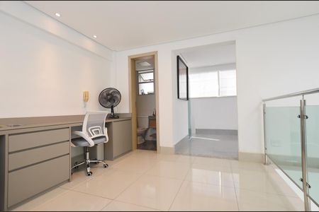 Apartamento à venda com 170m², 3 quartos e 2 vagas Apartamento à venda com 170m², 3 quartos e 2 vagasSala da cobertura