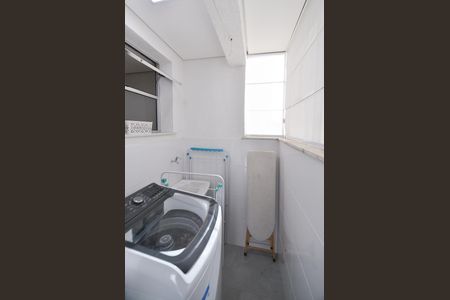 Apartamento à venda com 170m², 3 quartos e 2 vagas Apartamento à venda com 170m², 3 quartos e 2 vagasÁrea de Serviço