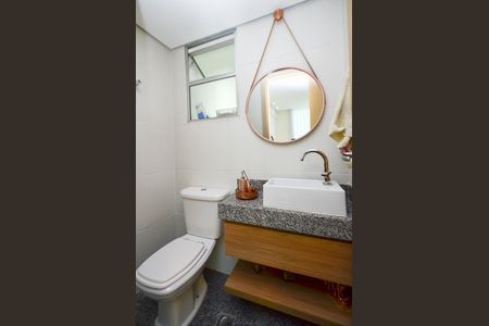 Apartamento à venda com 170m², 3 quartos e 2 vagas Apartamento à venda com 170m², 3 quartos e 2 vagasLavabo