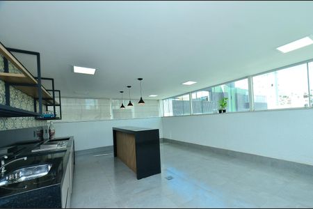 Apartamento à venda com 170m², 3 quartos e 2 vagas Apartamento à venda com 170m², 3 quartos e 2 vagasÁrea Gourmet