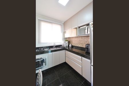 Apartamento à venda com 170m², 3 quartos e 2 vagas Apartamento à venda com 170m², 3 quartos e 2 vagasCozinha