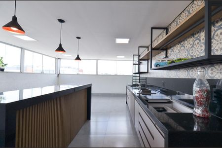 Apartamento à venda com 170m², 3 quartos e 2 vagas Apartamento à venda com 170m², 3 quartos e 2 vagasÁrea Gourmet