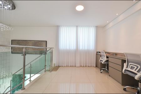 Apartamento à venda com 170m², 3 quartos e 2 vagas Apartamento à venda com 170m², 3 quartos e 2 vagasSala da cobertura