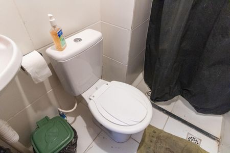 Apartamento para alugar com 48m², 2 quartos e 1 vaga Apartamento para alugar com 48m², 2 quartos e 1 vagaBanheiro