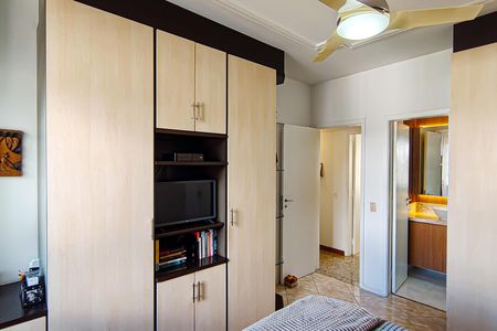 Apartamento à venda com 129m², 4 quartos e 2 vagasSuíte