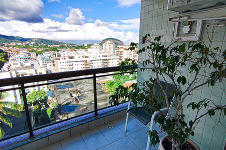 Apartamento à venda com 129m², 4 quartos e 2 vagasSala- varanda