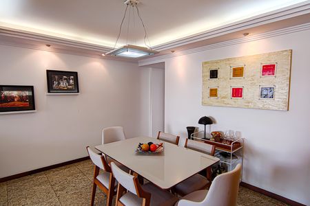 Apartamento à venda com 129m², 4 quartos e 2 vagasSala