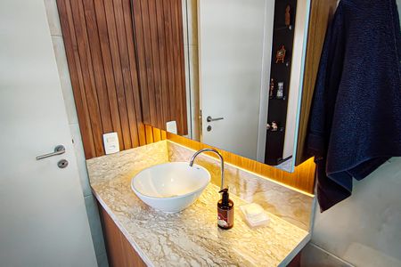 Apartamento à venda com 129m², 4 quartos e 2 vagasBanheiro Suíte