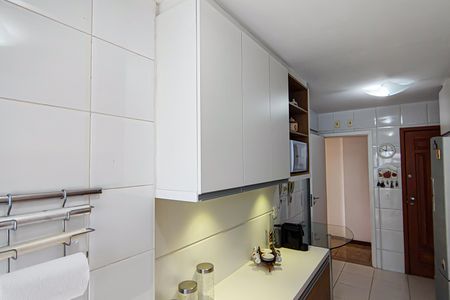 Apartamento à venda com 129m², 4 quartos e 2 vagasCozinha e Área de Serviço