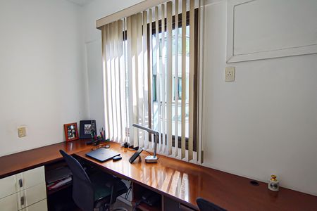 Apartamento à venda com 129m², 4 quartos e 2 vagasQuarto 3