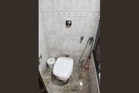 Casa à venda com 203m², 4 quartos e 5 vagasBanheiro Suíte 1