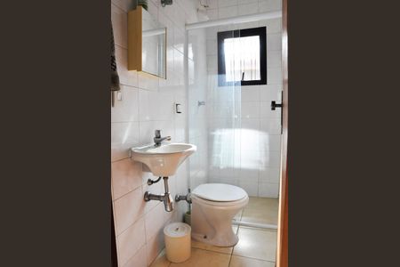 Casa à venda com 203m², 4 quartos e 5 vagasBanheiro Social