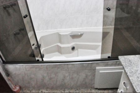 Casa à venda com 203m², 4 quartos e 5 vagasBanheiro Suíte 1