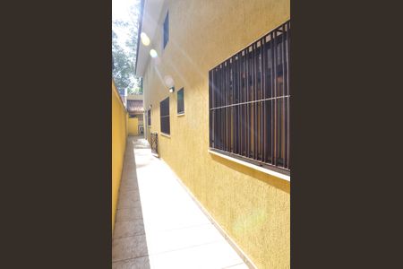 Casa à venda com 203m², 4 quartos e 5 vagasCorredor Externo