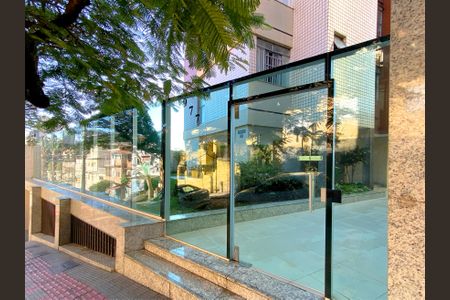 Apartamento à venda com 100m², 3 quartos e 1 vagaFachada