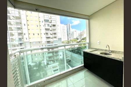 Apartamento para alugar com 42m², 1 quarto e 1 vagaSacada