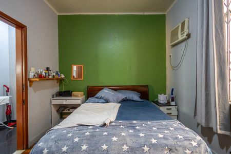 Casa à venda com 180m², 5 quartos e sem vagaQuarto 4