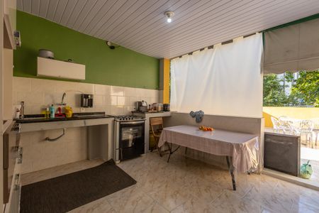 Casa à venda com 180m², 5 quartos e sem vagaCozinha