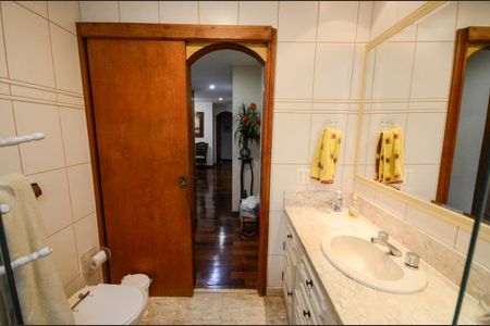 Apartamento à venda com 270m², 5 quartos e 3 vagasBanheiro Social