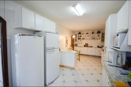 Apartamento à venda com 270m², 5 quartos e 3 vagasCozinha