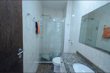 Apartamento à venda com 270m², 5 quartos e 3 vagasBanheiro de Serviço