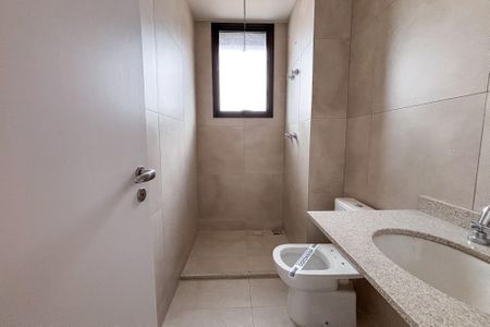 Apartamento para alugar com 164m², 3 quartos e 2 vagas Apartamento para alugar com 164m², 3 quartos e 2 vagasBanheiro da Suíte 1